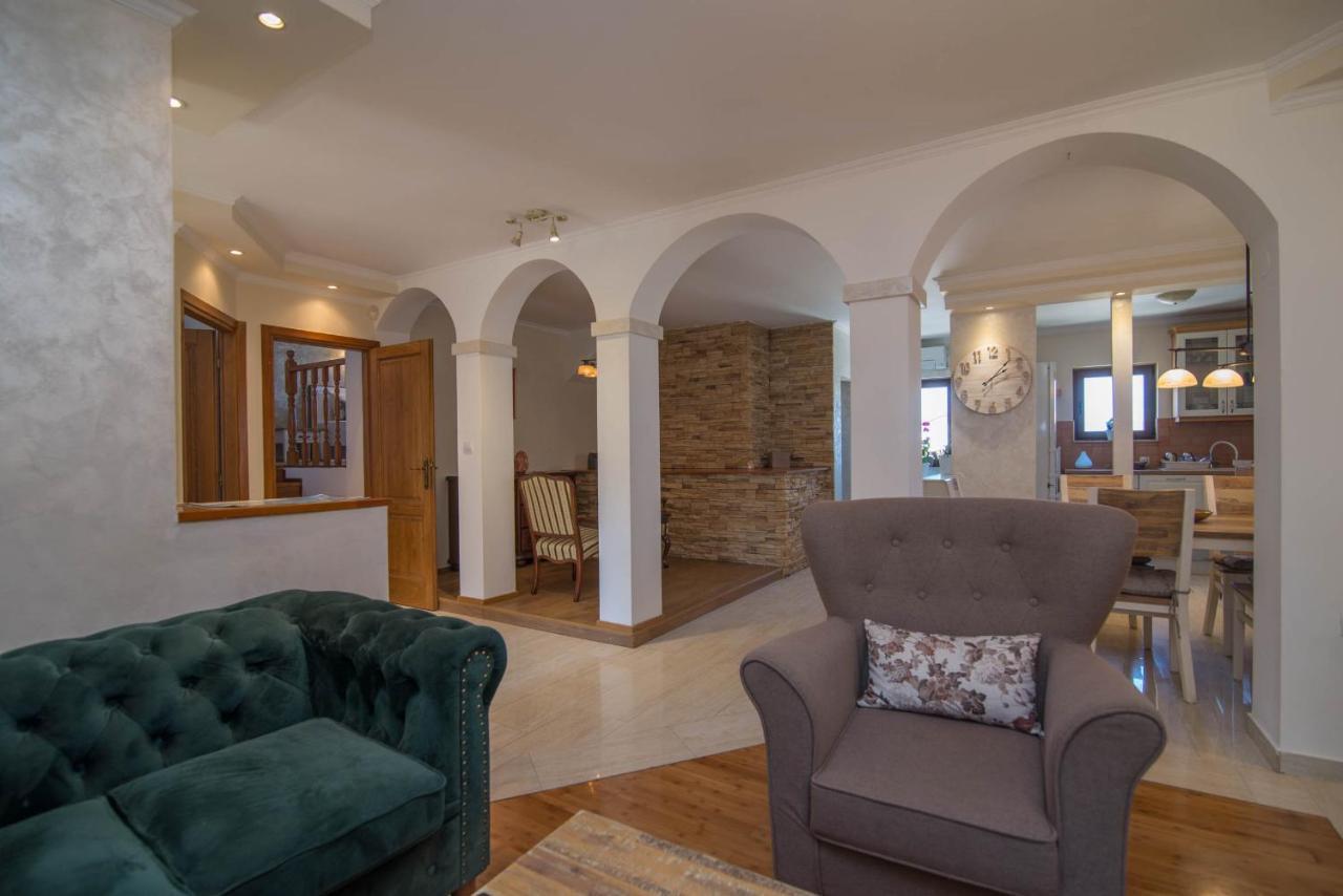 Appartement Nereo à Mali Lošinj Extérieur photo